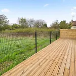 Evasion Urbaine, 1 Ou 2 Villas, 4 A 8 Villa Poitiers