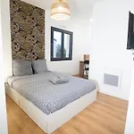 Evasion Urbaine, 1 Ou 2 Villas, 4 A 8 * Poitiers