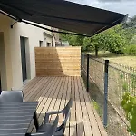 Evasion Urbaine, 1 Ou 2 Villas, 4 A 8 Villa