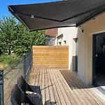 Evasion Urbaine, 1 Ou 2 Villas, 4 A 8 Villa