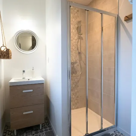 Evasion Urbaine, 1 Ou 2 Villas, 4 A 8 Пуатьє