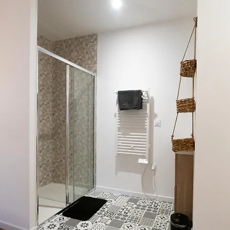 Evasion Urbaine, 1 Ou 2 Villas, 4 A 8 Вілла Пуатьє