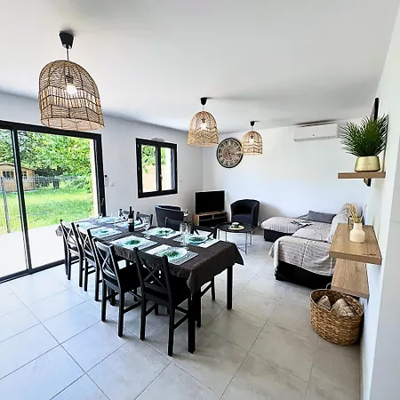 Evasion Urbaine, 1 Ou 2 Villas, 4 A 8 Вілла *