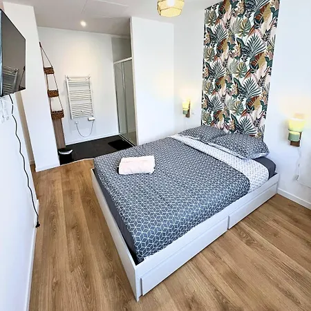 Villa Evasion Urbaine, 1 Ou 2 Villas, 4 A 8 *