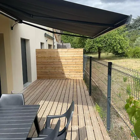 Evasion Urbaine, 1 Ou 2 Villas, 4 A 8 Villa