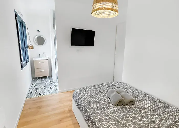 Evasion Urbaine, 1 Ou 2 Villas, 4 A 8