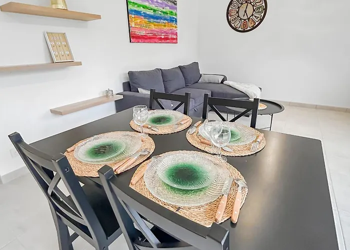 Evasion Urbaine, 1 Ou 2 Villas, 4 A 8 Villa Poitiers