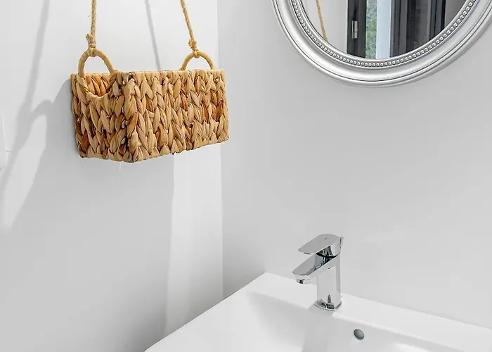 Villa Evasion Urbaine, 1 Ou 2 Villas, 4 A 8