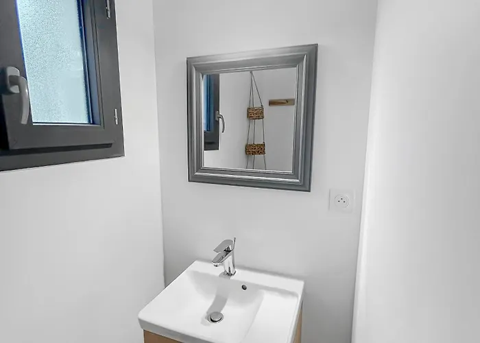 Villa Evasion Urbaine, 1 Ou 2 Villas, 4 A 8 *